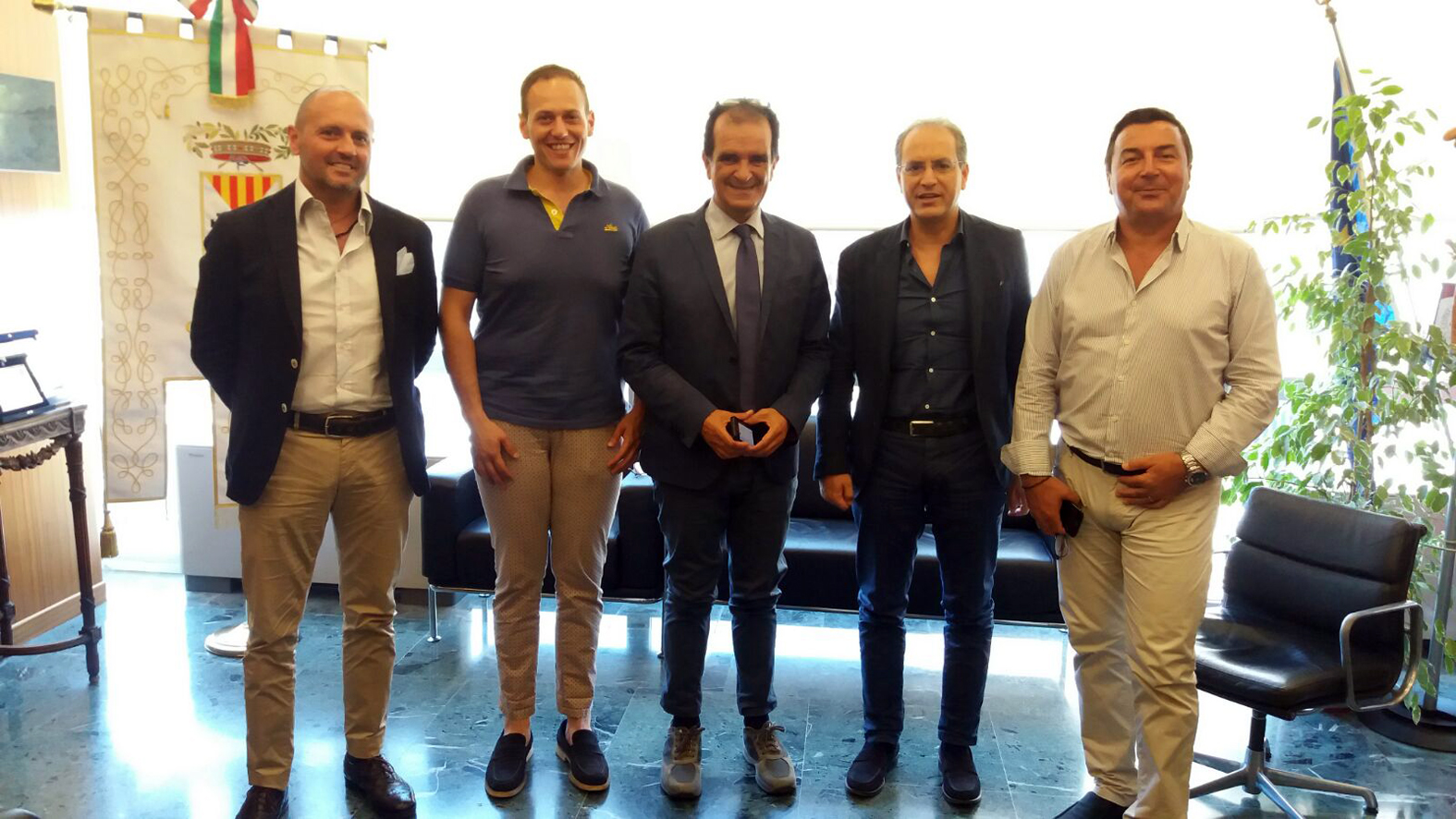 Da sinistra nella foto: Scaramuzzino, Ruberto, Bruno, Mascaro e Battaglia