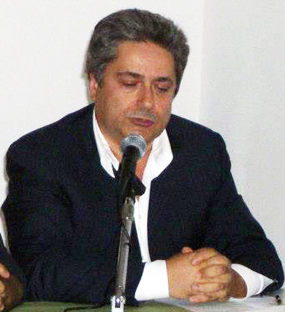 Il sindaco di Conflenti Serafino Paola