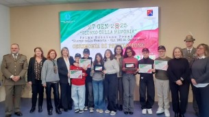studenti-e-docenti-dellic-gatti-manzoni-augruso-premiati-dallesercito-1