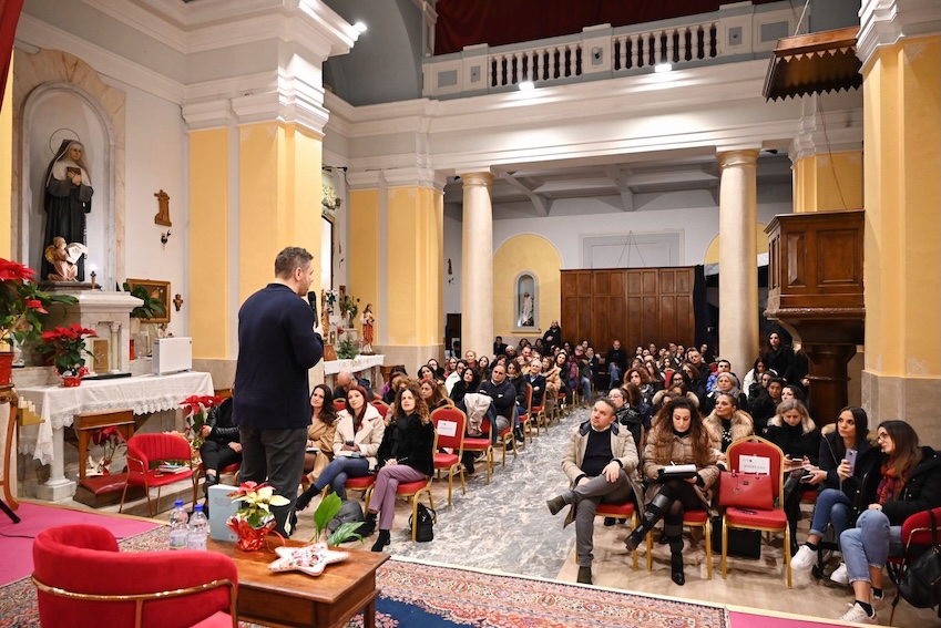 taurianova-capitale-del-libro_presentazione-roberto-emanuelli
