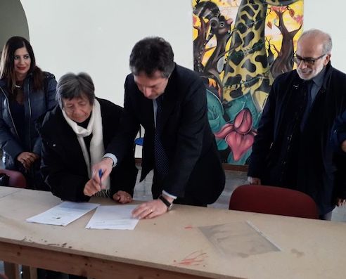 un-momento-della-firma