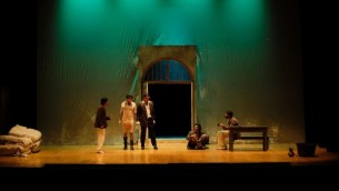 una-compagnia-di-pazzi-1