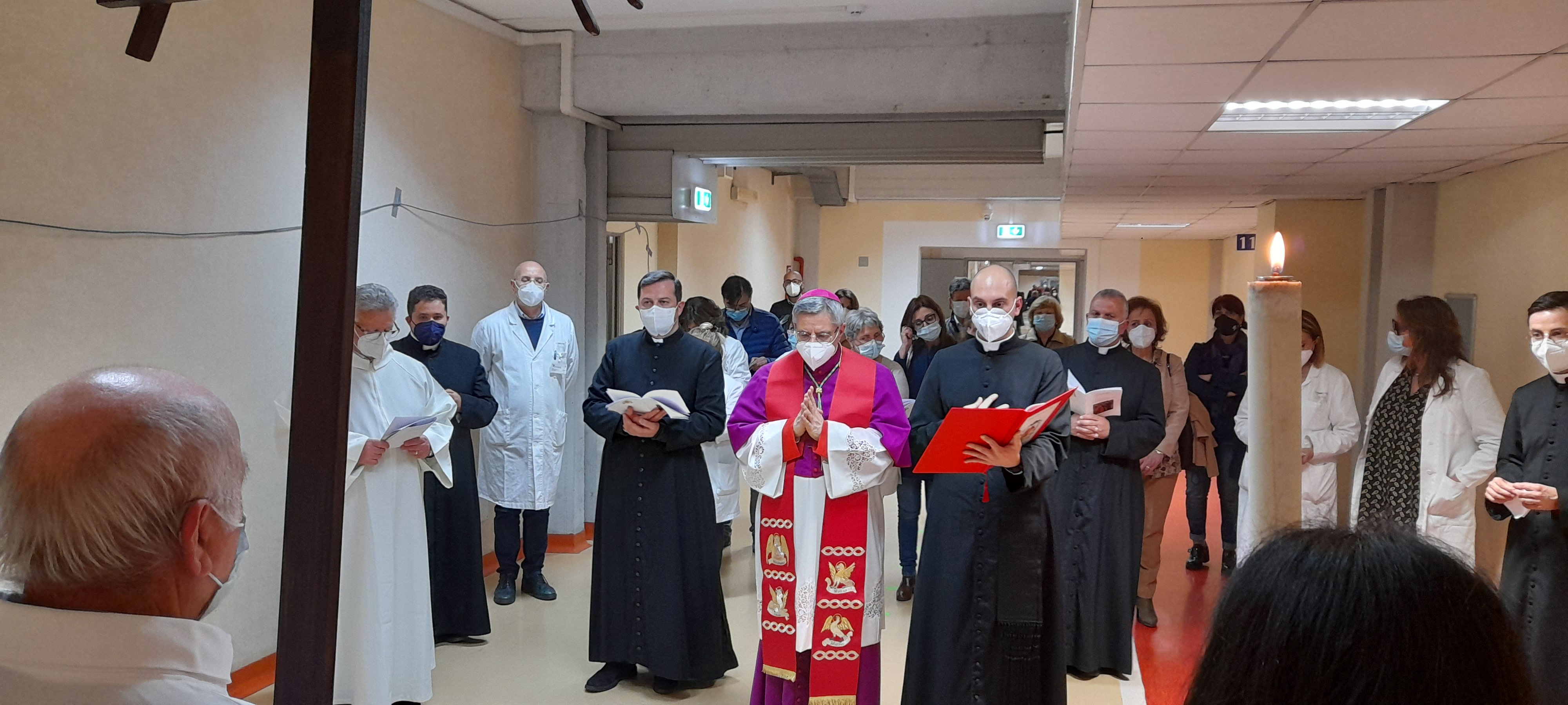 via-crucis-ospedale-giovanni-paolo-ii-lamezia