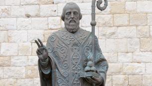 A Bari statua San Nicola donata da Putin, petizione per rimuoverla