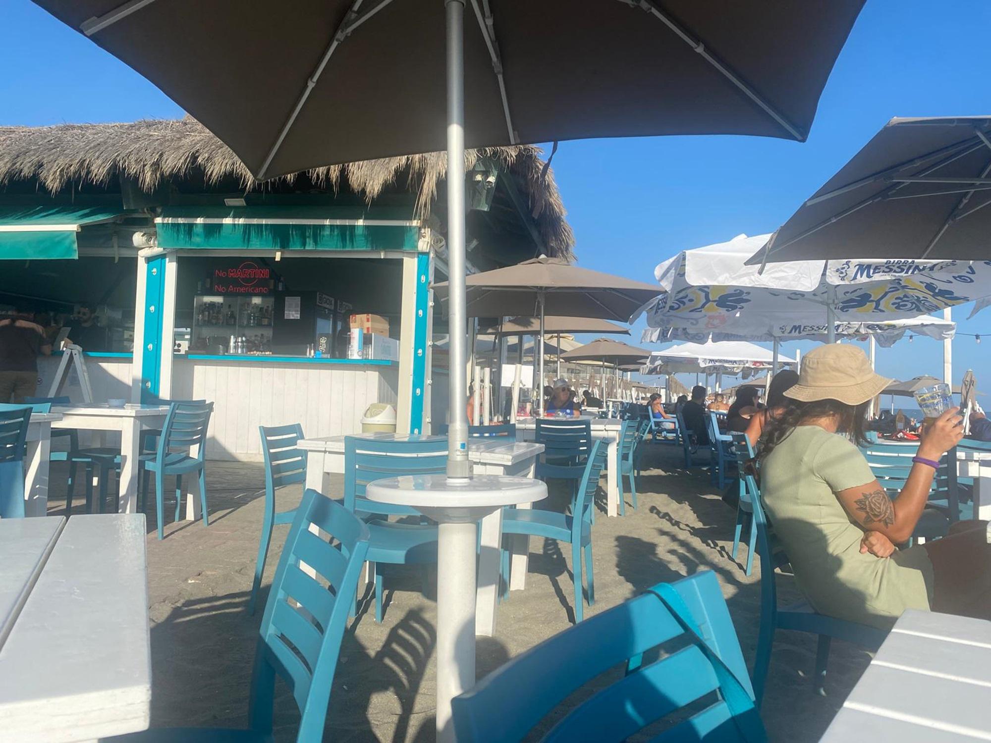 A Ostia stop a disco e feste negli stabilimenti