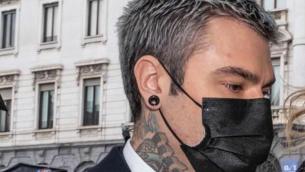 Aborto, Fedez: "Appello ai preti, non rompete a donne che lo scelgono"