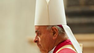 Aborto Usa, Vaticano: "Sentenza sfida il mondo, riaprire dibattito"