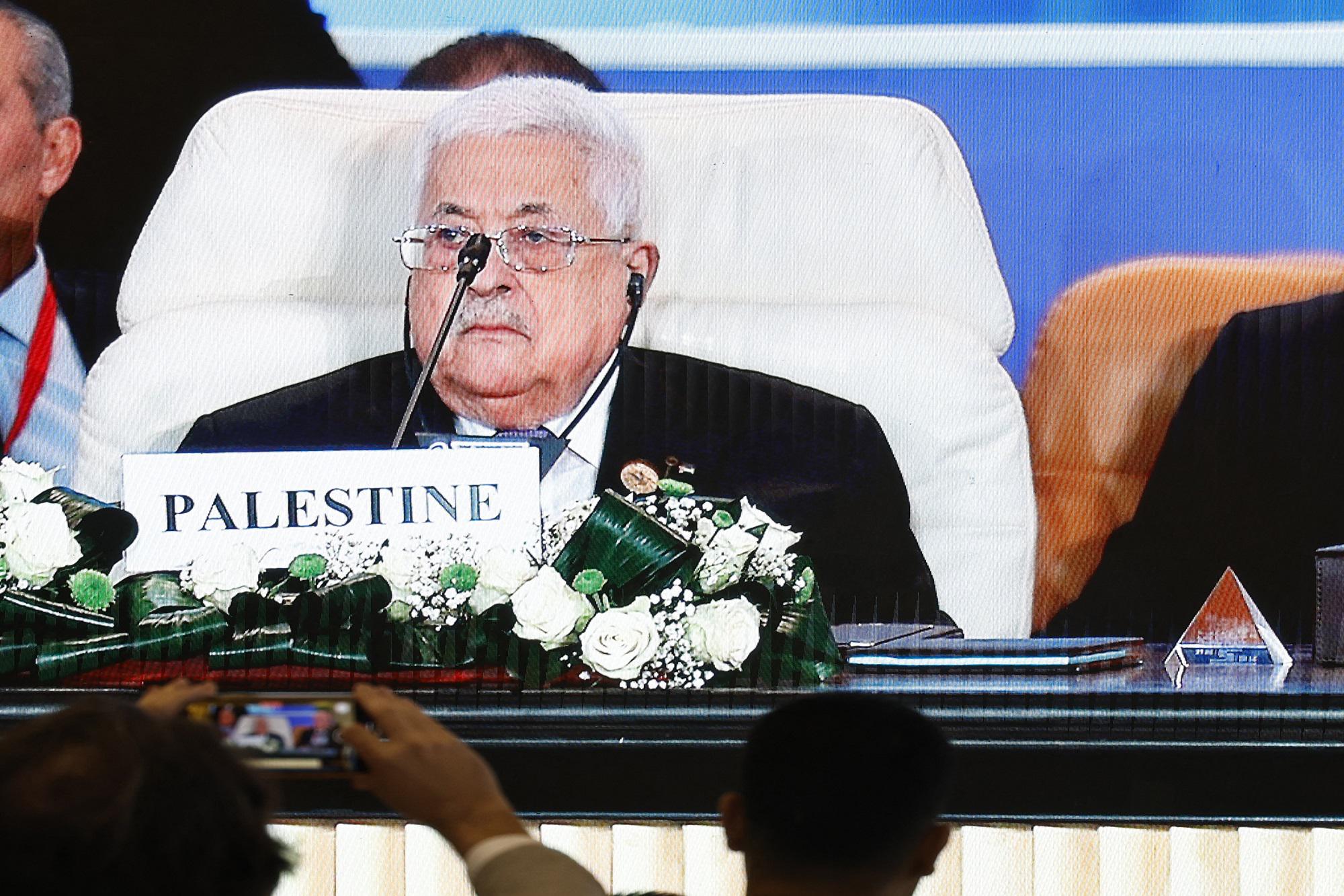 Abu Mazen: "Offensiva selvaggia di Israele, palestinesi non lasceranno mai la loro terra"