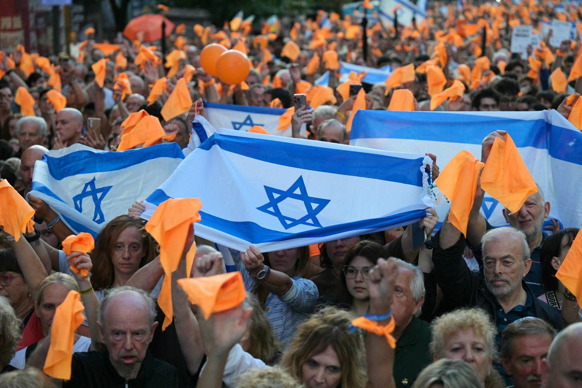 Accordo Israele-Hamas per consegna corpi 4 ostaggi