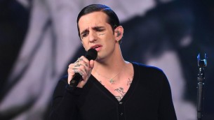 Achille Lauro, concerto a sorpresa a piazza di Spagna: "Roma, stanotte è per te"