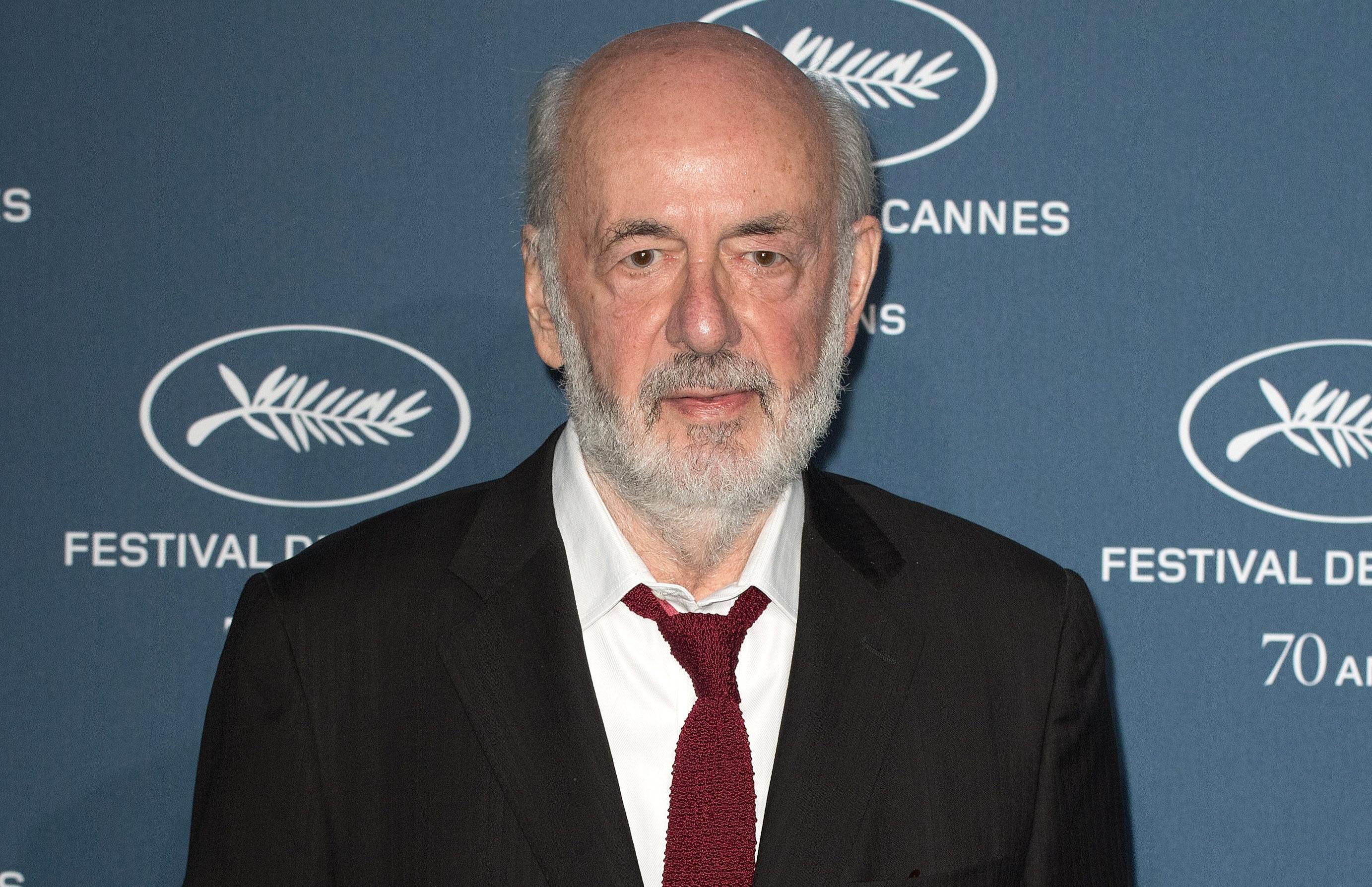 Addio a Bertrand Blier, il regista francese de 'I santissimi' aveva 85 anni
