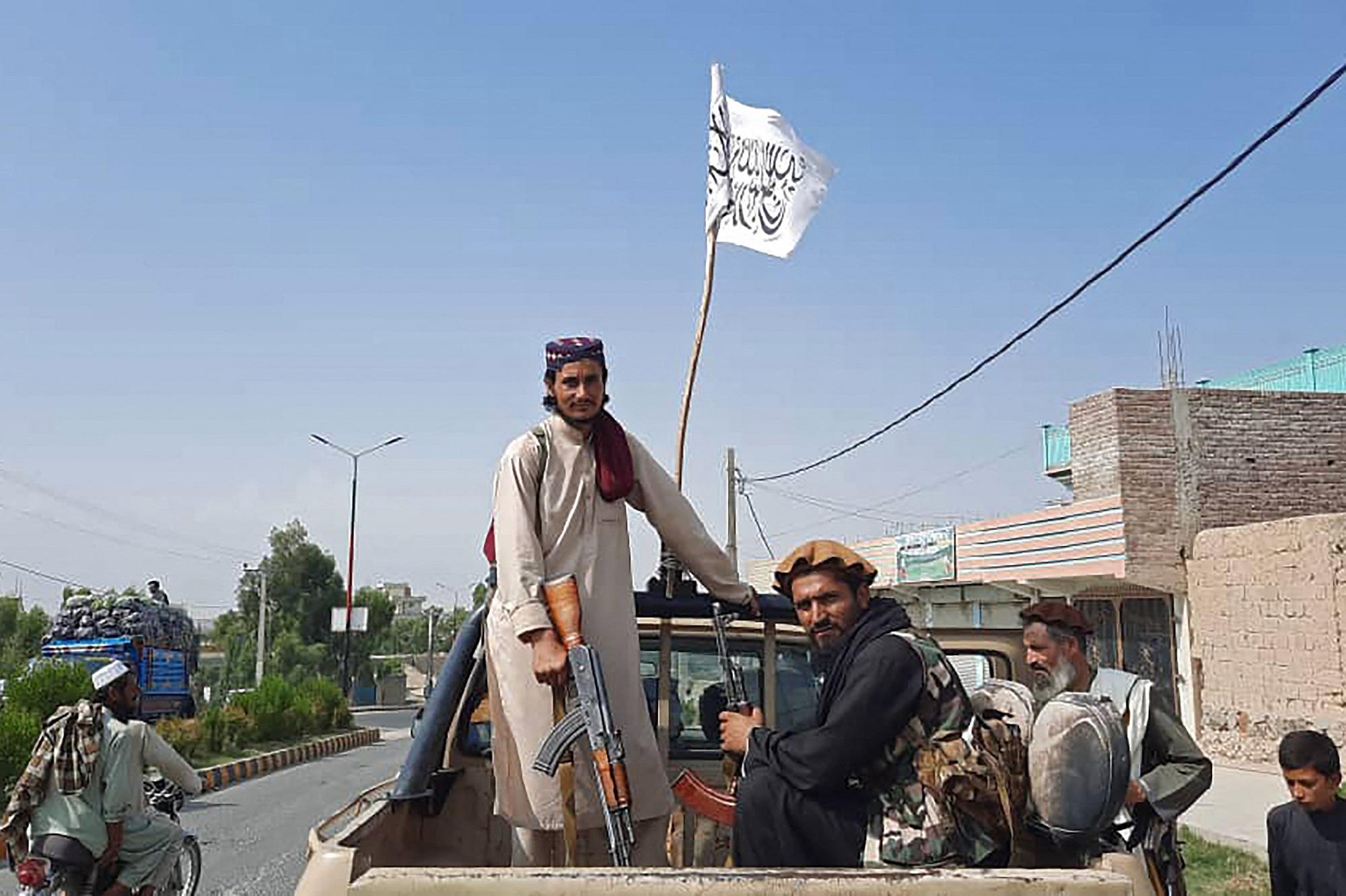 Afghanistan, Kabul in mano ai Talebani