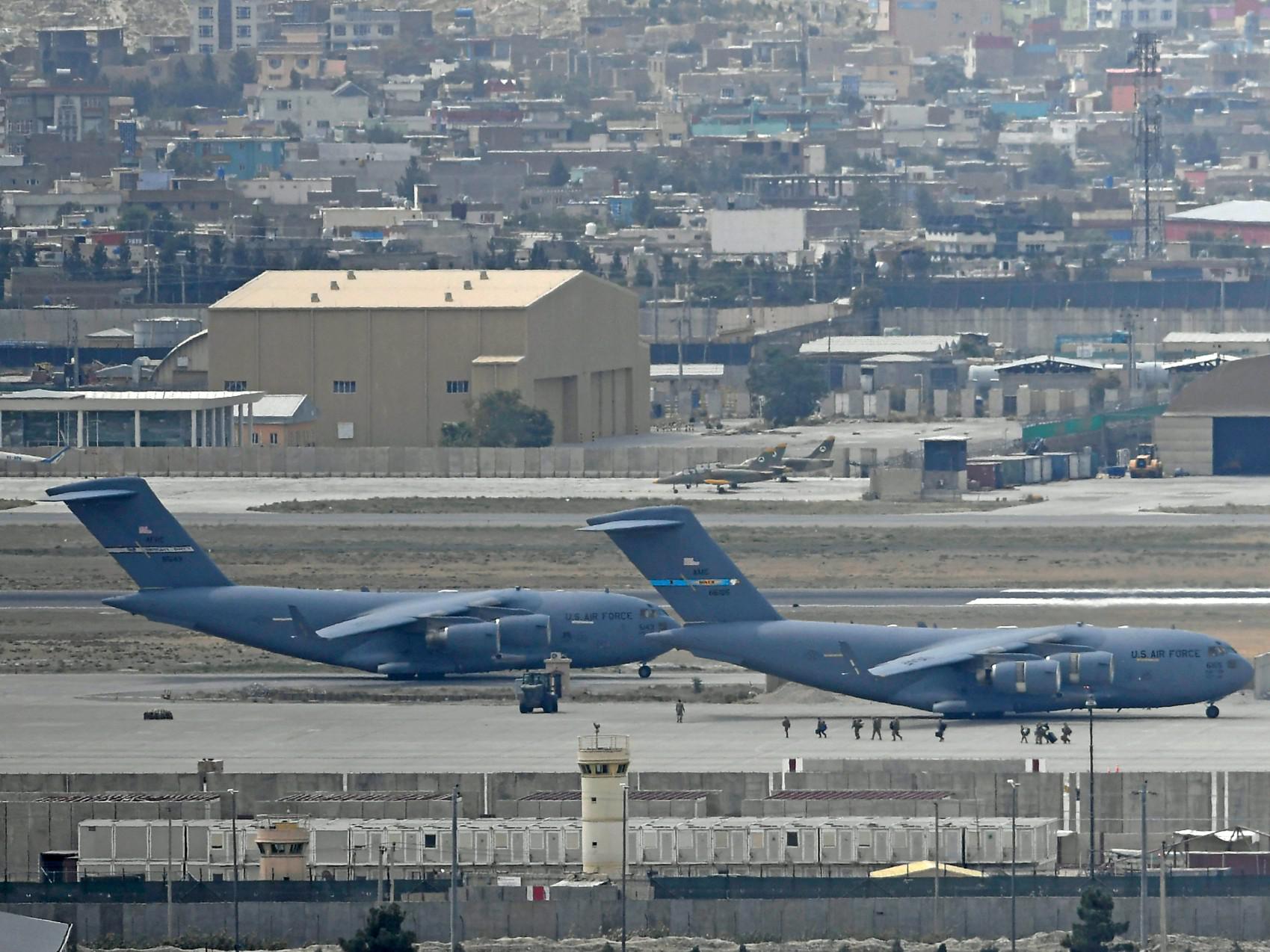 Afghanistan, Pentagono: "Ad aeroporto di Kabul minaccia resta reale"