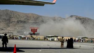 Afghanistan, spari all'aeroporto di Kabul: un morto e 3 feriti tra forze afghane