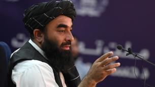Afghanistan, talebani annunciano ministri governo: mullah Hassan è premier