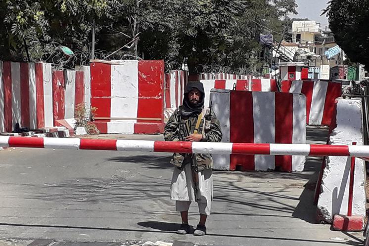 Afghanistan, Talebani avanzano e conquistano anche Lashkar Gah