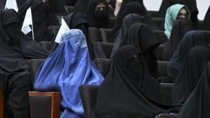 Afghanistan, talebani: "In università donne e uomini divisi"