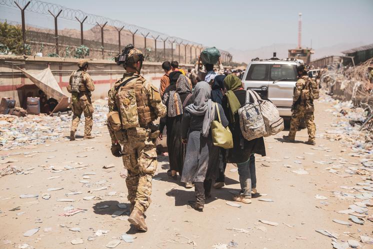 Afghanistan, "talebani permetteranno evacuazioni oltre 31 agosto"