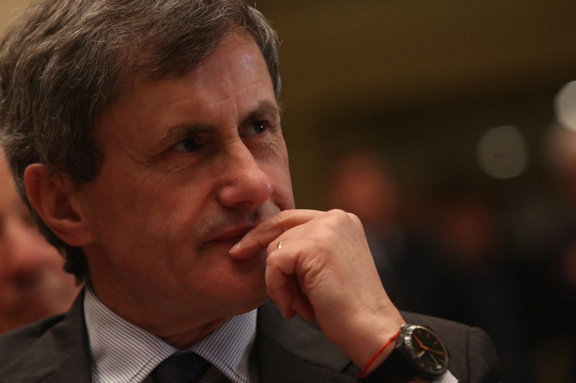 Alemanno, sentenza Cassazione: assolto da corruzione