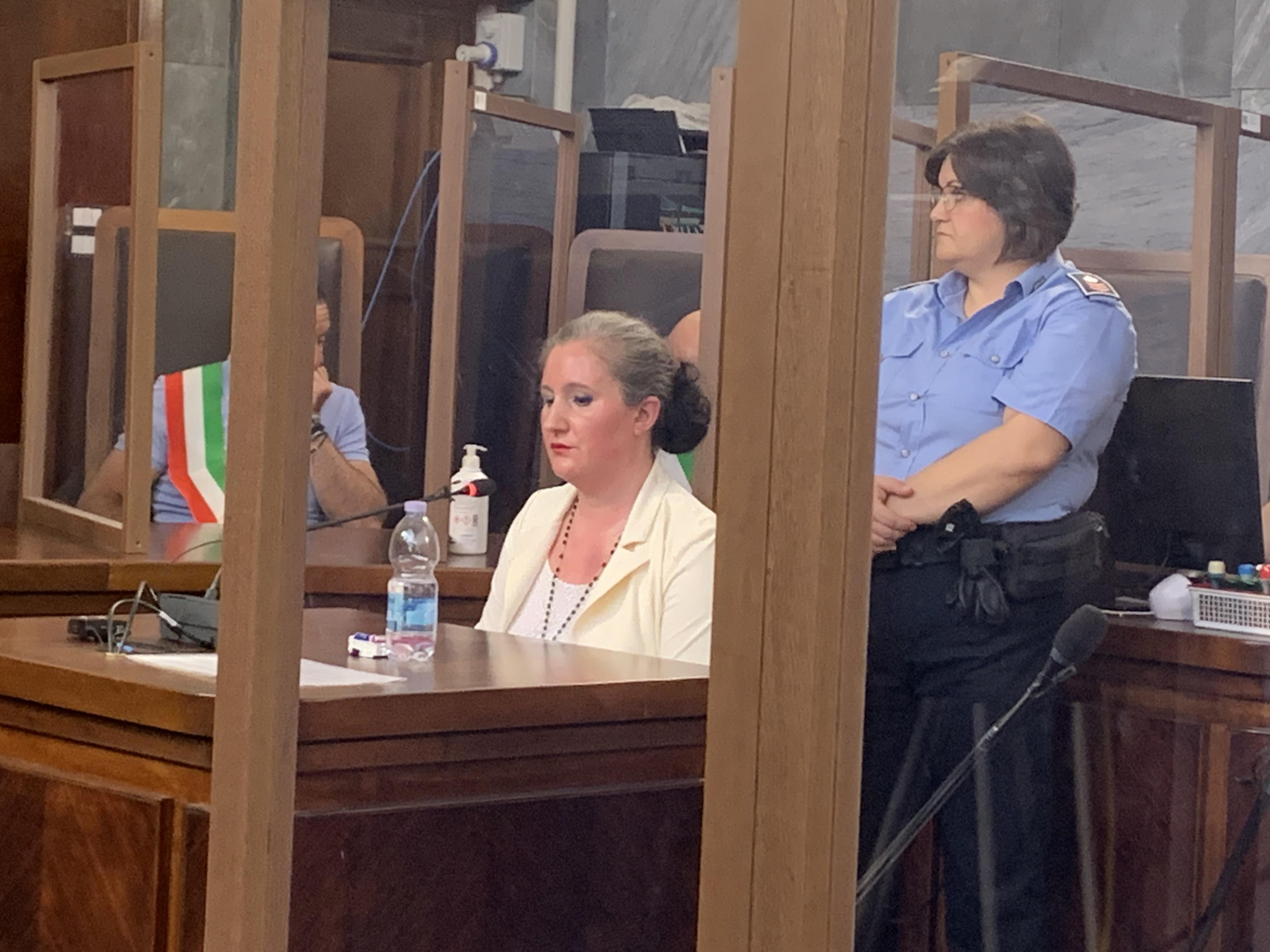 Alessia Pifferi in aula per l'omicidio della piccola Diana: "Ho accudito mia figlia come fa una mamma"