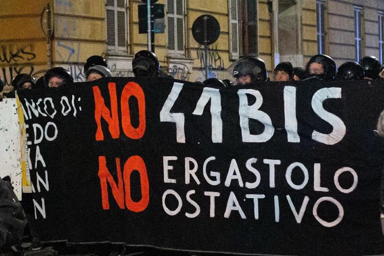 Alfredo Cospito, il medico: "Con carcere duro morirà"