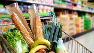 Alimenti, Altroconsumo: inflazione non si arresta ma calano alcuni prodotti