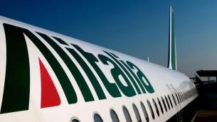 Alitalia, Ue: "Aiuti da 900 milioni del 2017 illegali, Italia li recuperi"