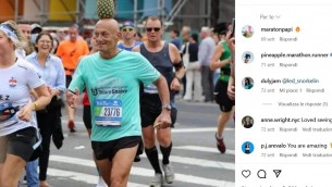 Alla maratona con un ananas in testa, l'impresa di Moshe Lederfien