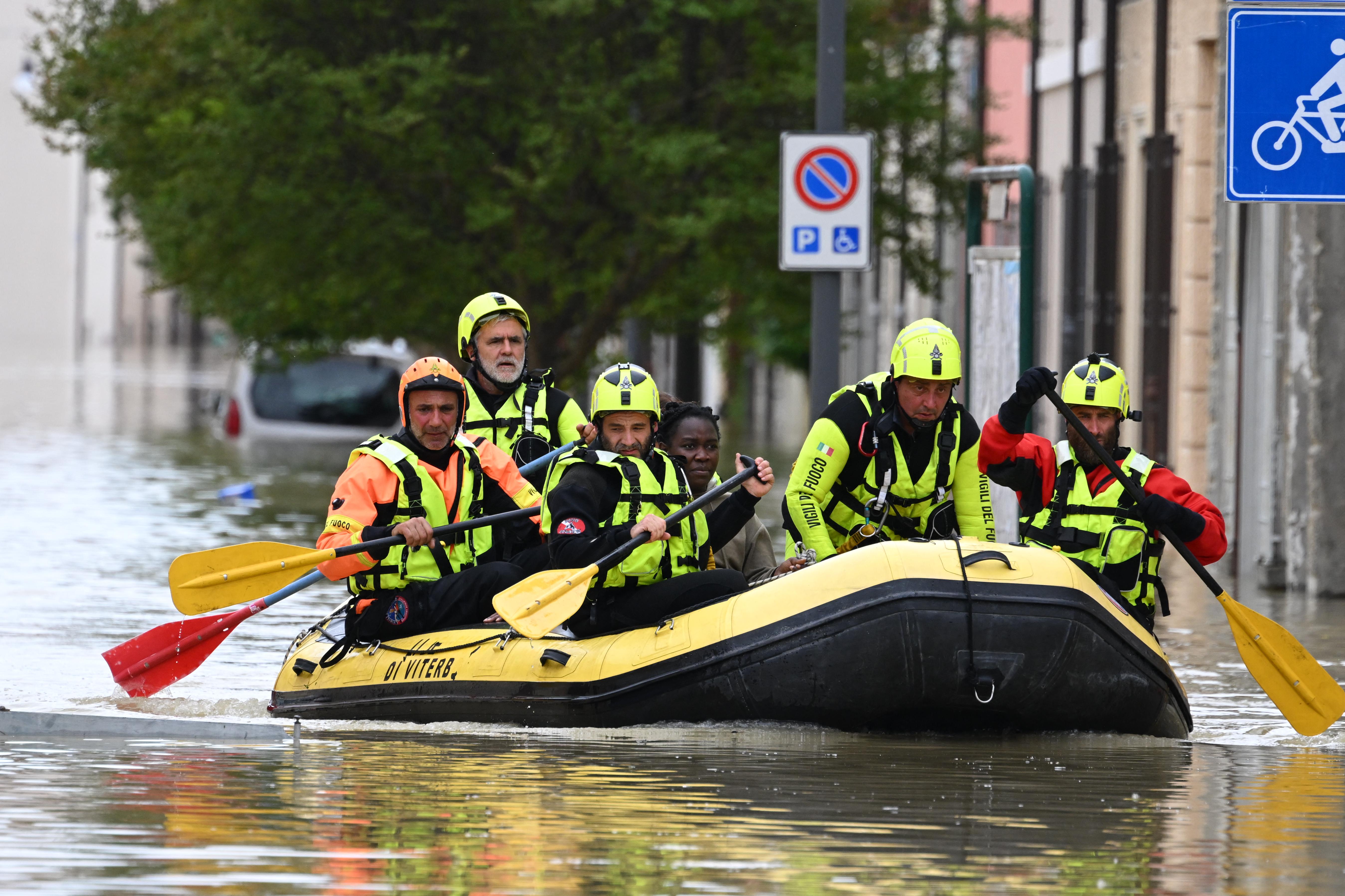 Alluvione Emilia Romagna, Conselice evacuata per "rischi sanitari"