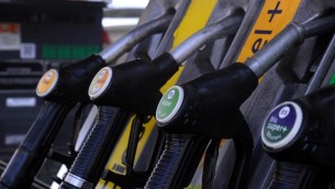 Altroconsumo: "Gasolio e benzina alle stelle, servono misure urgenti tutela consumatori"
