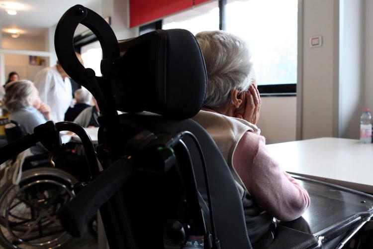 Alzheimer, in 5 casi legame con ormone della crescita: lo studio in Gran Bretagna