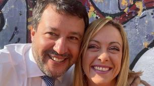 Amministrative, abbraccio Salvini-Meloni: "Vinciamo e cambiamo l’Italia"