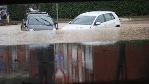 Ancora meteo estremo sull'Italia con nubifragi, poi migliora: le previsioni