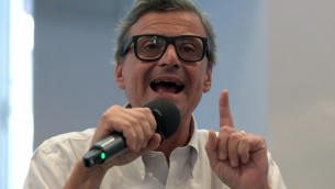 Andrea Giambruno, Calenda: "Solidarietà a Giorgia Meloni"