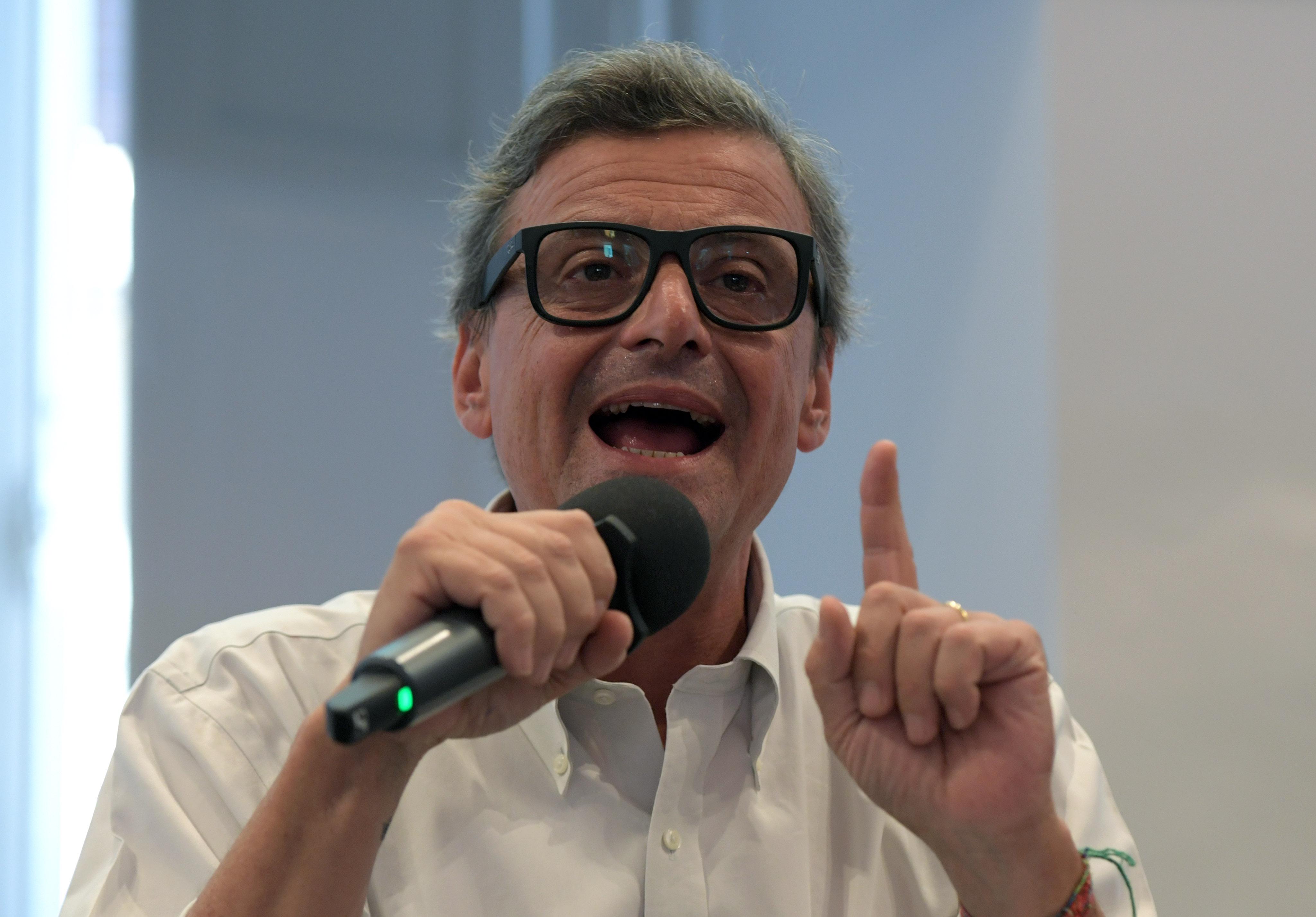 Andrea Giambruno, Calenda: "Solidarietà a Giorgia Meloni"
