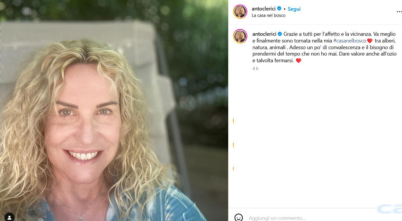 Antonella Clerici torna a casa: "Va meglio, ma ora mi fermo per un po'"