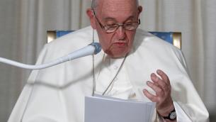 Appello del Papa: "Fermare le guerre, armi non portano pace"