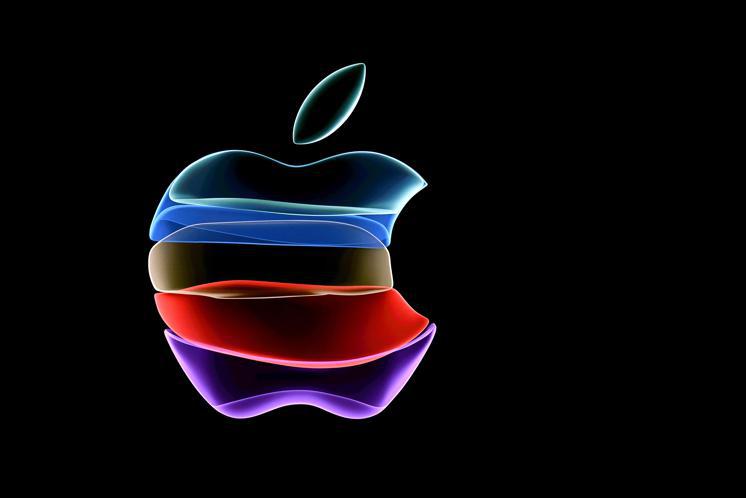 Apple, ecco iPhone 13 con sistema a doppia fotocamera