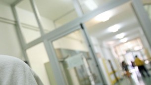 Arezzo, gli amputano il pene ma il tumore non c'era