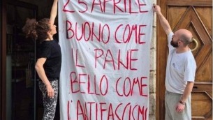 Ascoli Piceno, fornaia antifascista: "Striscioni contro di me, ma non ho paura"
