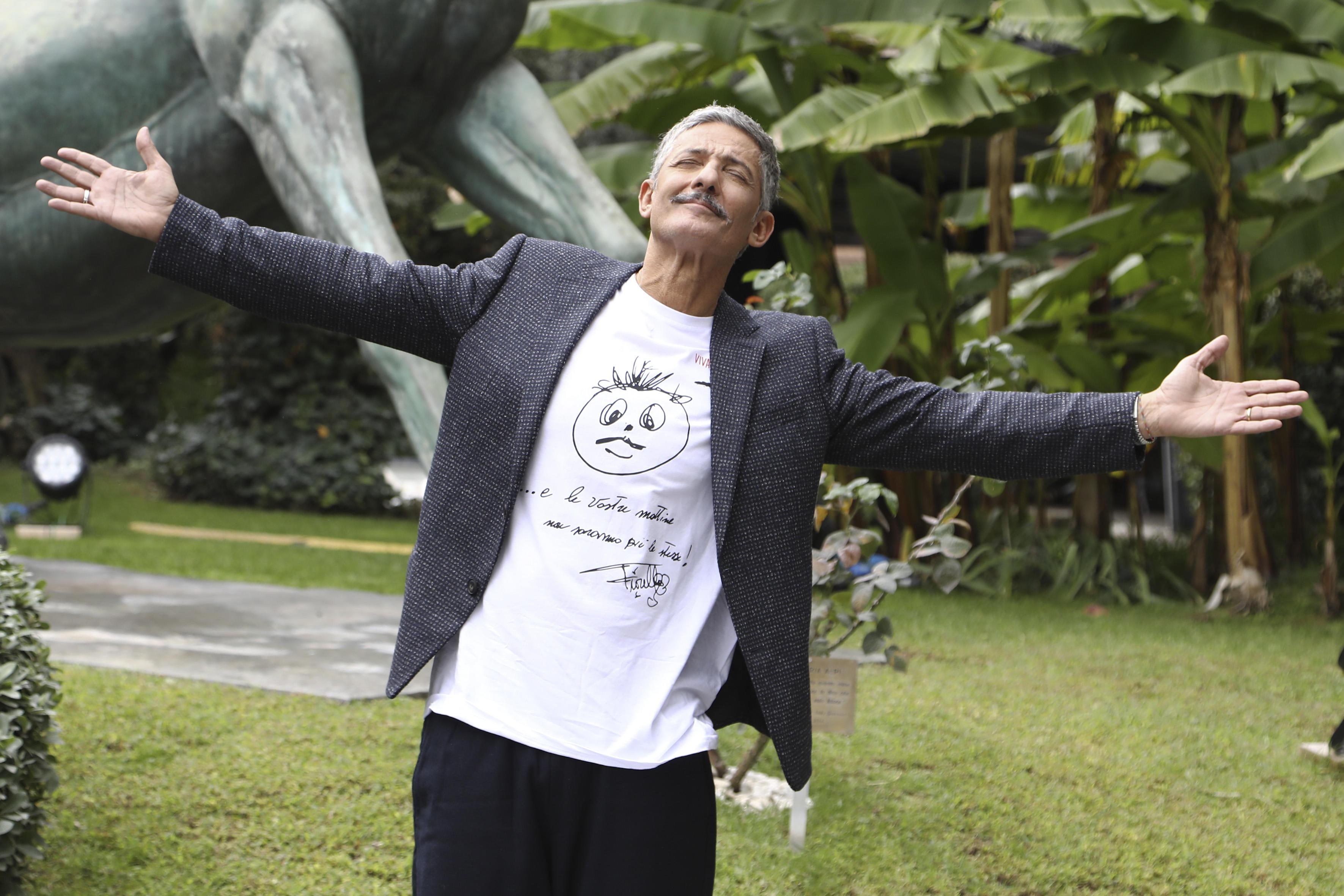 Ascolti tv, Fiorello al 16% e in prime time vince 'Filumena Marturano'