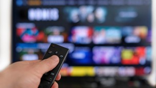 Ascolti tv, 'Un passo dal cielo' batte la Coppa Italia