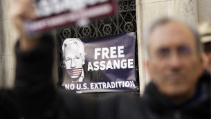 Assange, tre ipotesi per una possibile soluzione futura: l'analisi