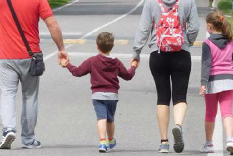 Assegno unico figli 2022, a chi spetta e importo: come richiederlo