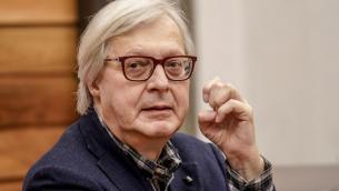 'Assessora capra, vai all'inferno': bufera su Sgarbi