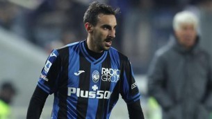 Atalanta-Verona 3-1, due pali dei veneti sul finale