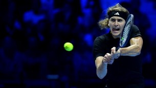 Atp Finals 2023, Zverev batte Alcaraz in 3 set