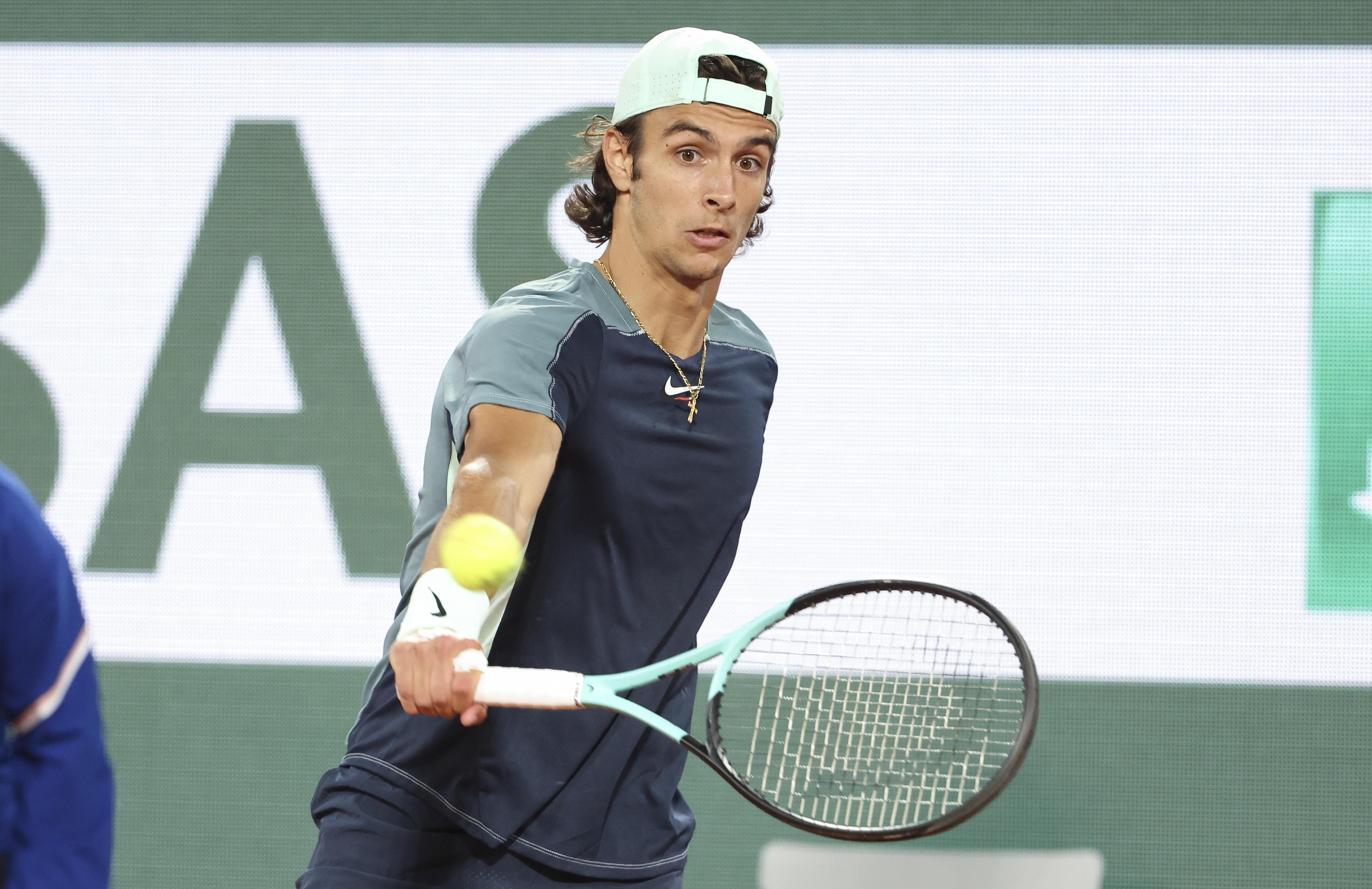 Atp Parigi-Bercy 2022, Musetti ko in 2 set e Djokovic in semifinale