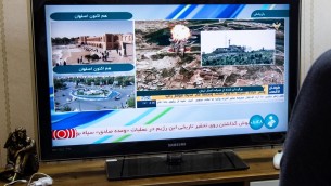 Attacco a Iran, Nyt: "Israele ha cambiato piani e limitato risposta"