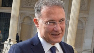 Attacco sedi diplomatiche italiane, Cirielli: "No strategia, ma cani sciolti ideologizzati"